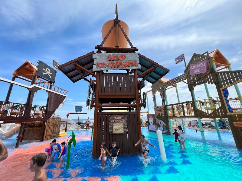 Wave Cove, One Million Gallons of Pure Crowd-Pleasing Fun Wave Cove, One Million Gallons of Pure Crowd-Pleasing Fun