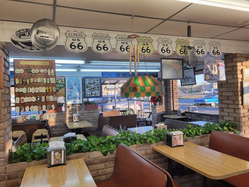 Waylan's Ku-Ku Burger Is the Last of Its Kind and Proud of It Waylan's Ku-Ku Burger Is the Last of Its Kind and Proud of It