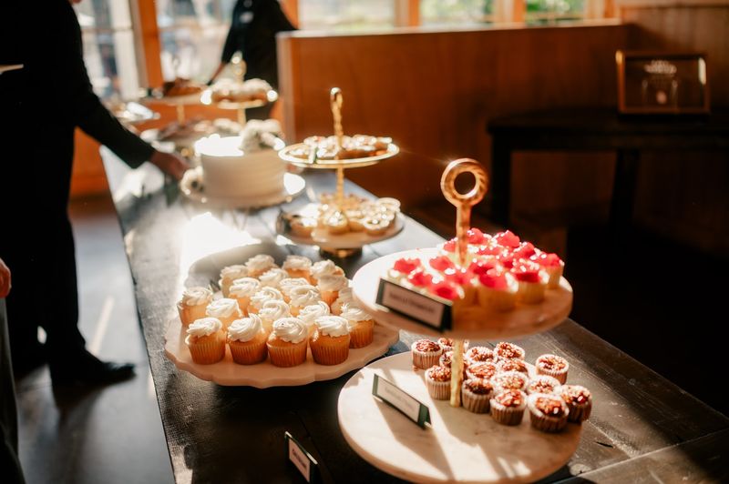 Wedding Desserts That Guests Still Talk About Wedding Desserts That Guests Still Talk About