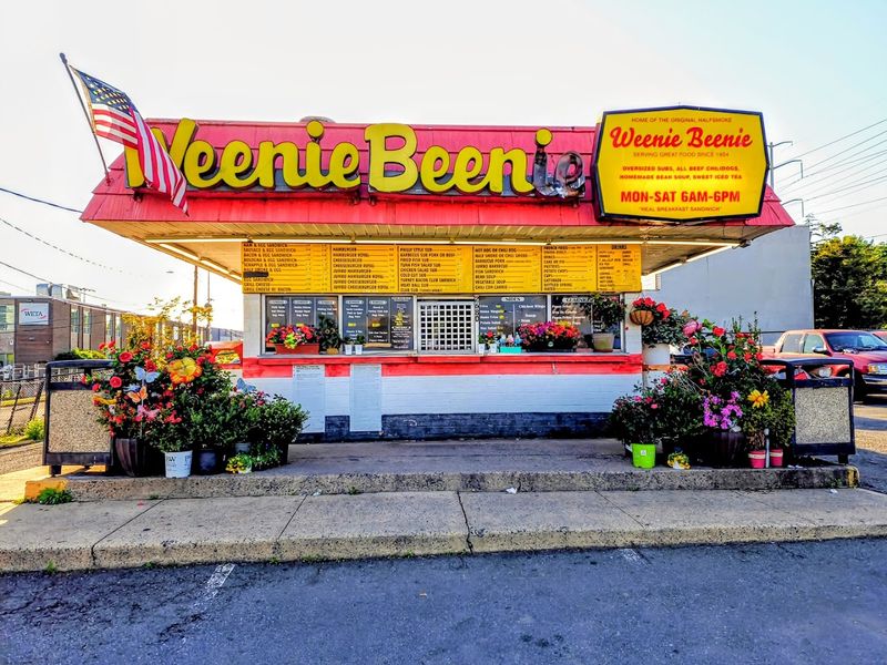 Weenie Beenie Ignites Arlington's Hot Dog History