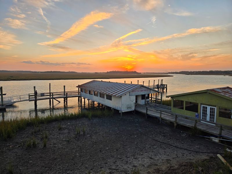 Why Bowens Island Belongs on Every Charleston Itinerary