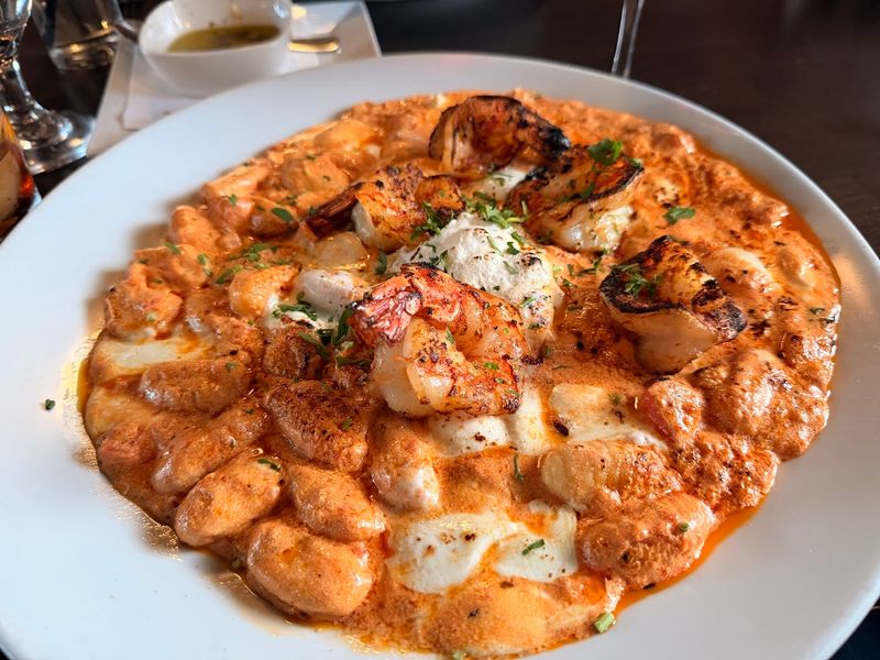 Why Del Porto Belongs on Your Must-Visit List Why Del Porto Belongs on Your Must-Visit List