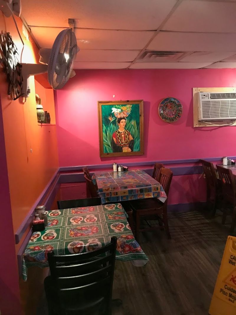 Why Mia's Belongs on Every Dallas Food List
