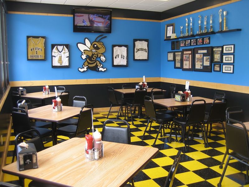 Why Ridge View BBQ Belongs On Your West Virginia Food List Why Ridge View BBQ Belongs On Your West Virginia Food List