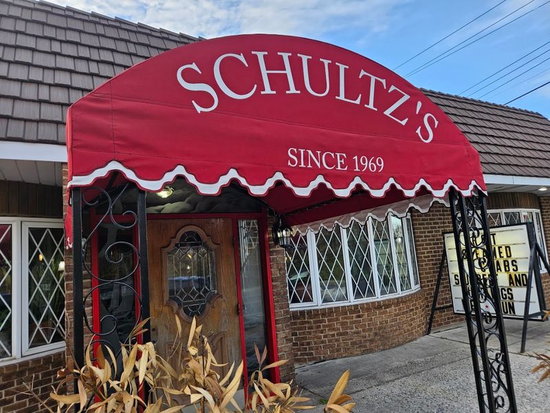 Why Schultz's Crab House Belongs on Every Maryland Food List Why Schultz's Crab House Belongs on Every Maryland Food List