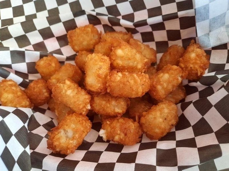 Why Skyline Restaurant Keeps Pulling People Back Year After Year