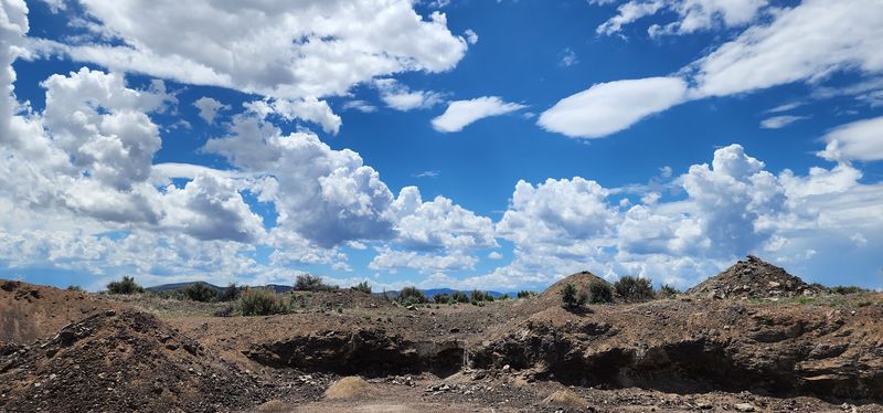 Why Spectrum Sunstone Mine Is Worth the Long Drive for Rock Hounds and First-Timers Alike Why Spectrum Sunstone Mine Is Worth the Long Drive for Rock Hounds and First-Timers Alike