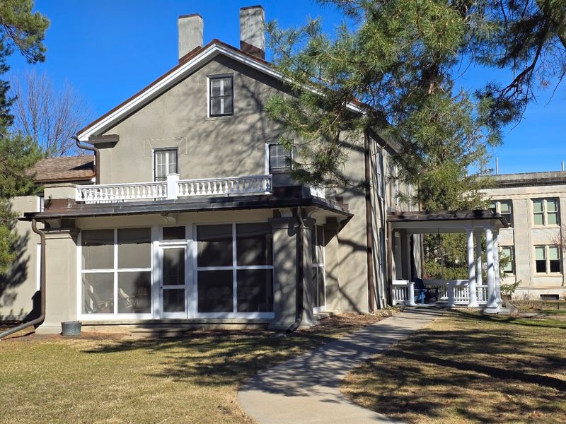 Why This Free Museum on a College Campus Deserves a Full Afternoon