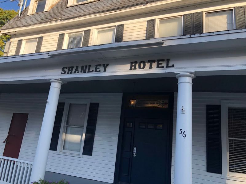 Why the Shanley Hotel Is Worth the Trip
