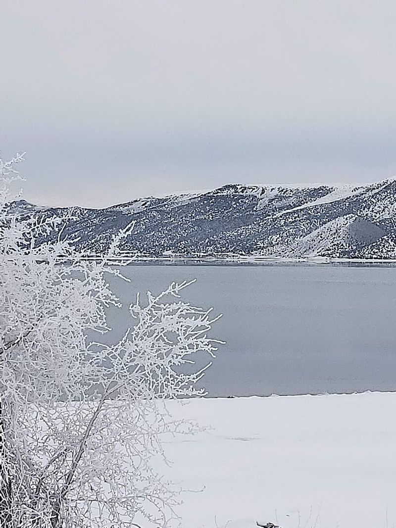 Winter at Bear Lake: A Completely Different Kind of Beautiful