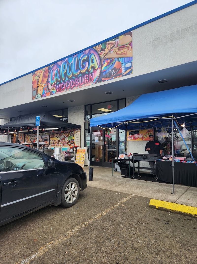 Woodburn Flea Market, Woodburn