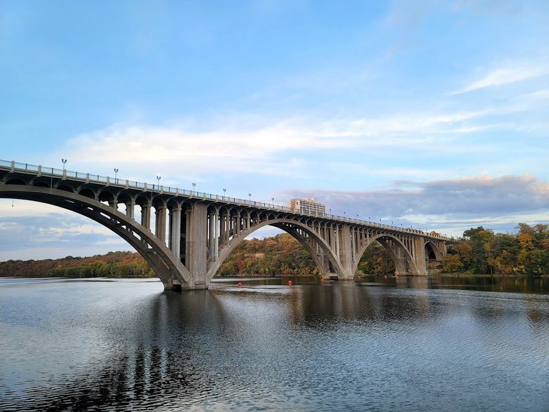 Year-Round Trails and the Joy of Hiking Inside a City