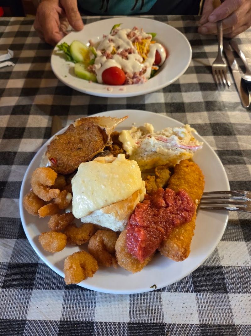 You’ll Want To Save Friday Nights For This Seafood Experience You’ll Want To Save Friday Nights For This Seafood Experience