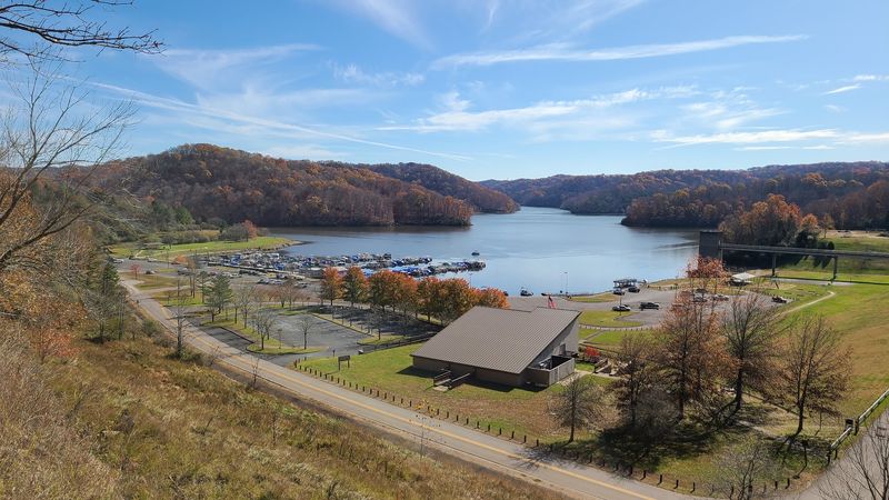 A 720-Acre Lake to Explore A 720-Acre Lake to Explore