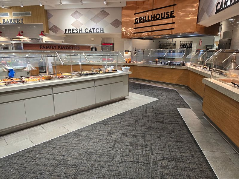 A Buffet That Actually Lives Up to the Hype A Buffet That Actually Lives Up to the Hype