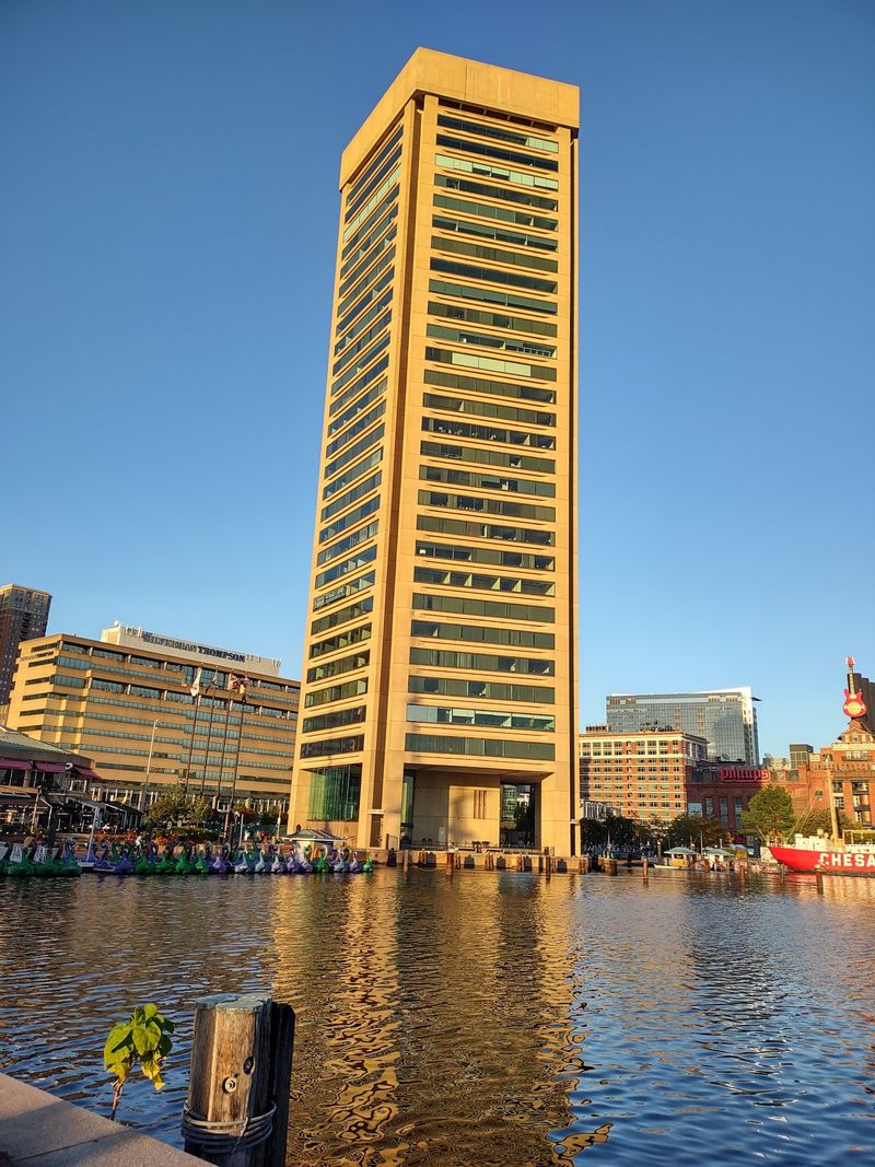 A Building That Broke Records Before You Even Go Inside