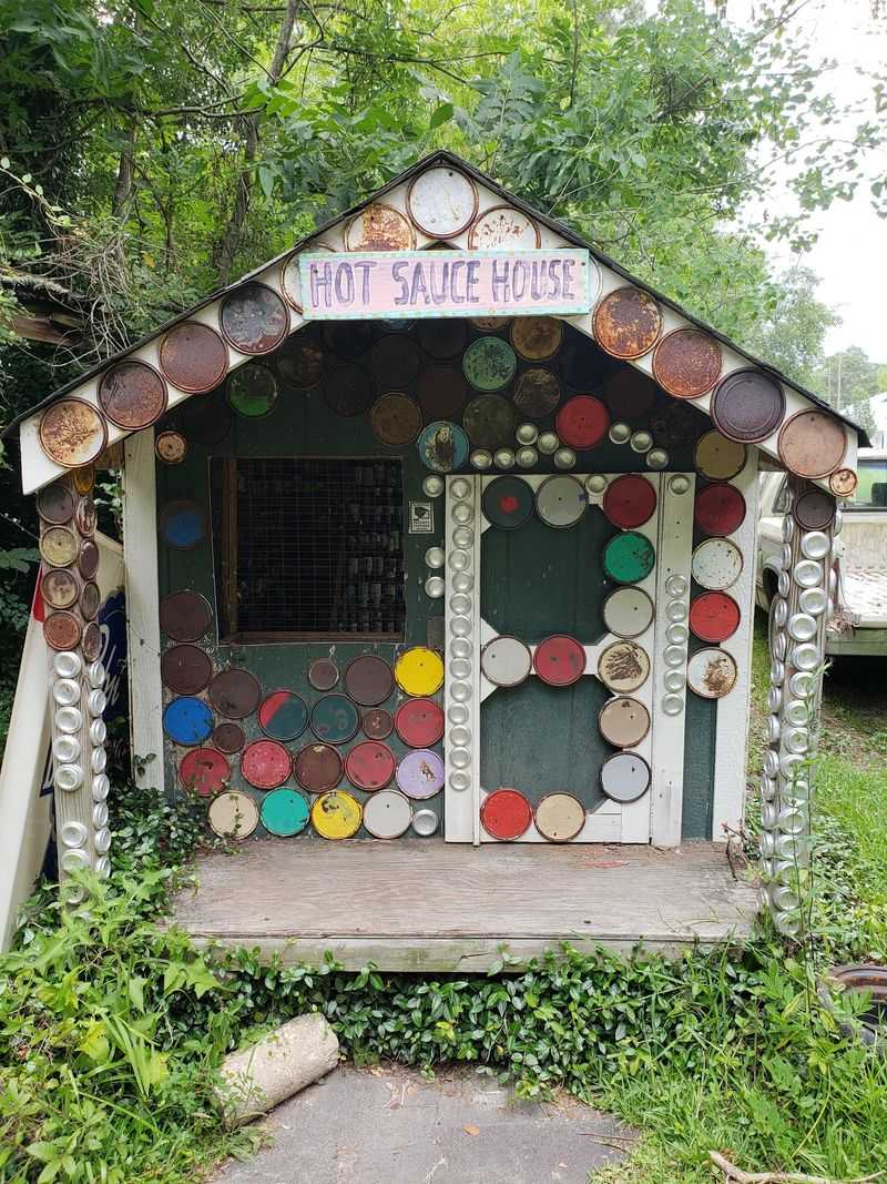 A Century-Old Creole Cottage Turned Working Art Studio