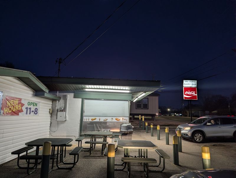 A Community Gathering Spot With Decades of Loyalty
