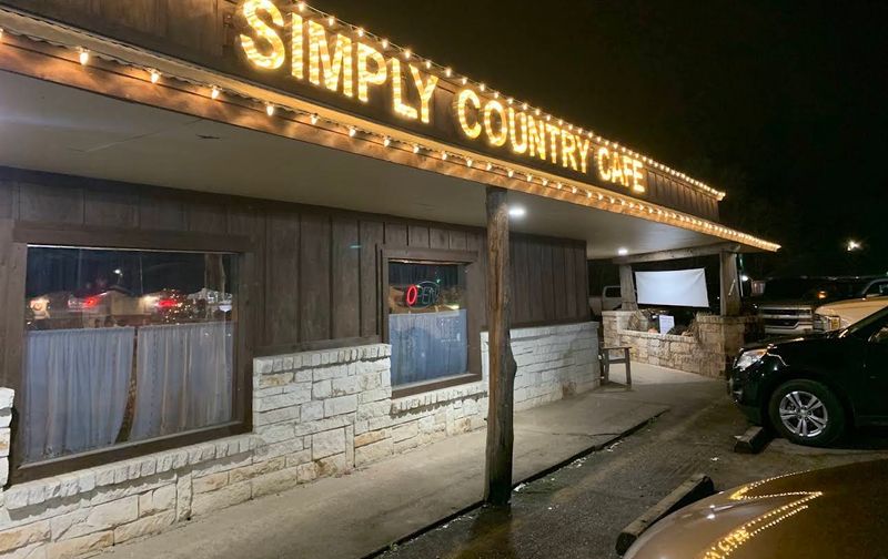 A Country Highway Drive That Sets The Mood A Country Highway Drive That Sets The Mood