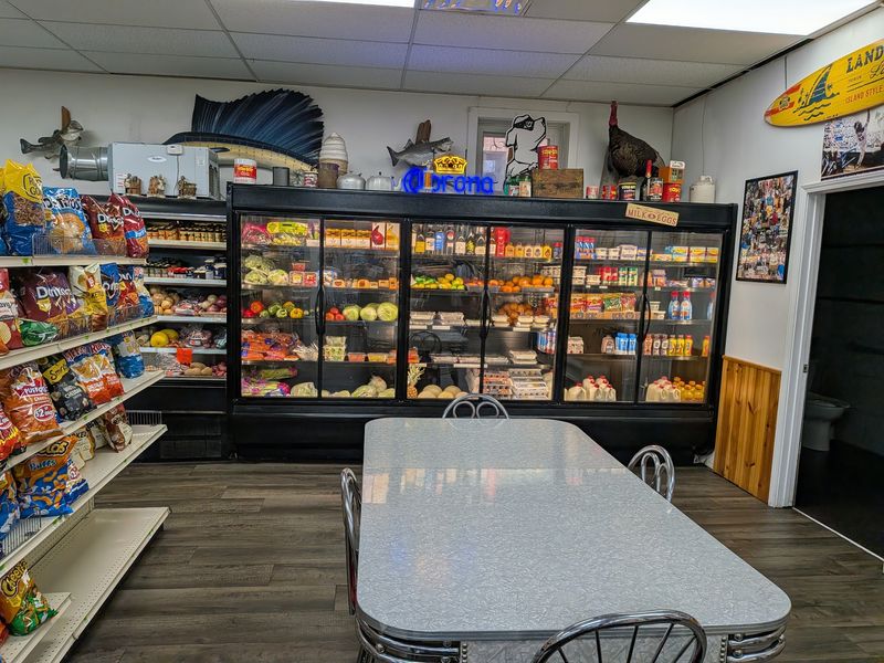 A Grocery Aisle With Frog Legs, Oxtails, and Gooey Butter Cookies A Grocery Aisle With Frog Legs, Oxtails, and Gooey Butter Cookies