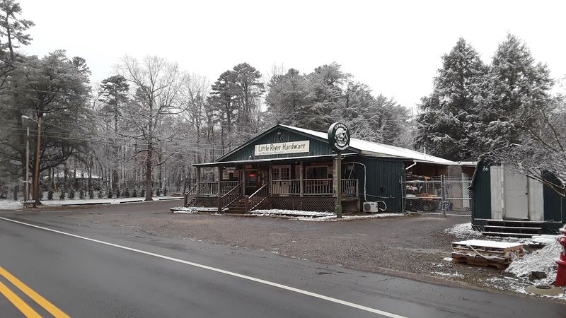 A Slice of Mentone's Unhurried Mountain Mood A Slice of Mentone's Unhurried Mountain Mood