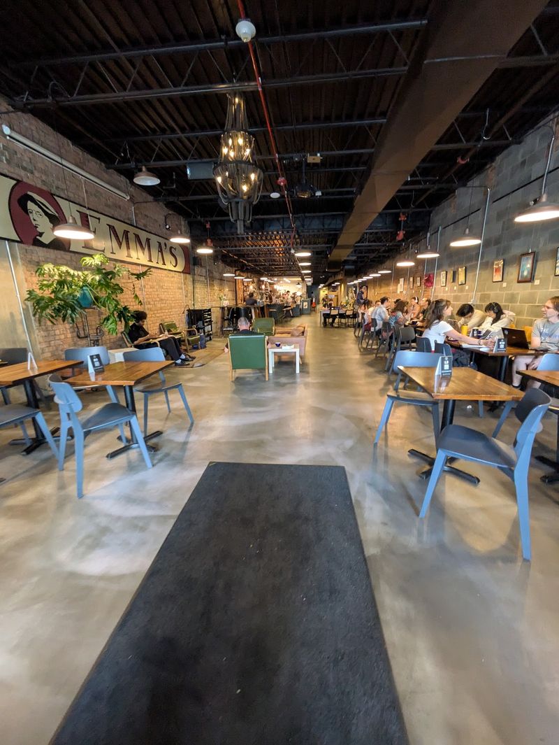 A Space Designed for Lingering