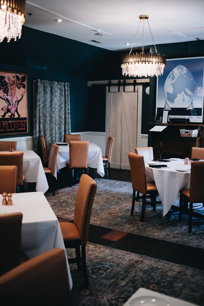 A Steakhouse Born in a Chesapeake Resort Town