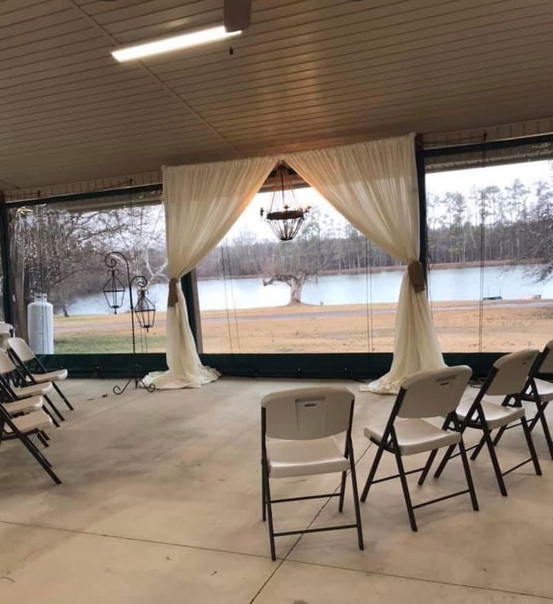 A Wedding Venue That Lets Nature Do Most of the Decorating A Wedding Venue That Lets Nature Do Most of the Decorating