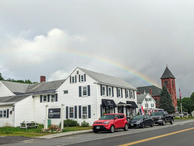 Ackerly's Grill and the Welcoming Spirit of Alton Bay