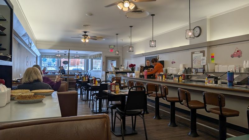 An Old Fashioned Lunch Counter Atmosphere An Old Fashioned Lunch Counter Atmosphere