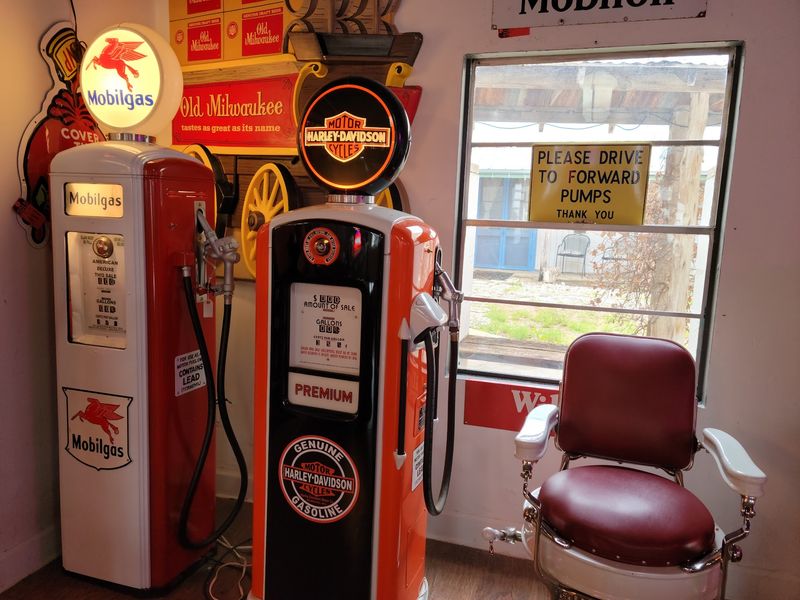 Antique Gas Pumps and Automotive Advertising Signs Antique Gas Pumps and Automotive Advertising Signs
