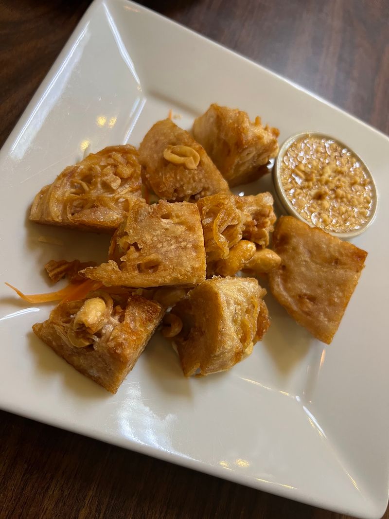 Appetizers That Quietly Sabotage Your Whole Order Appetizers That Quietly Sabotage Your Whole Order