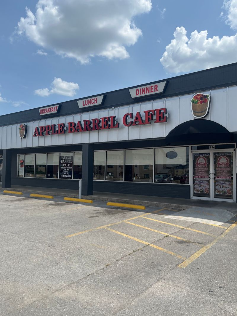 Apple Barrel Cafe