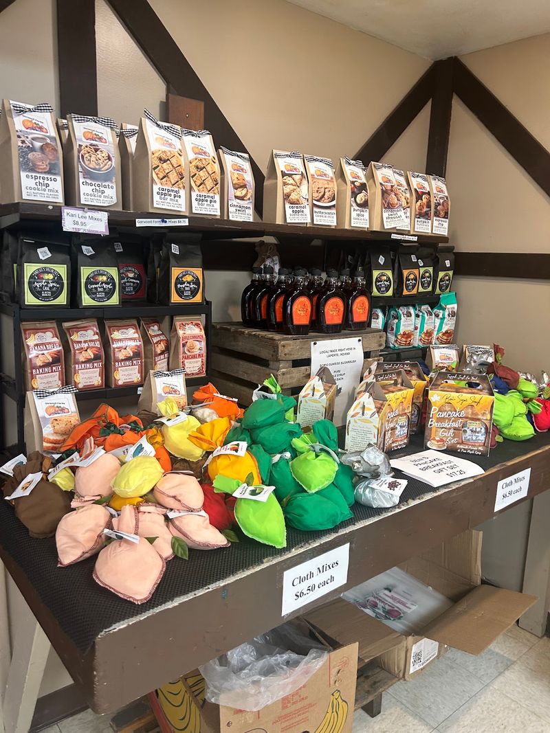 Apple Fest And Craft Show Brings The Whole County Out