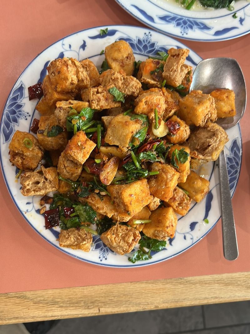 Beyond the Steamers, Dishes Worth Sharing
