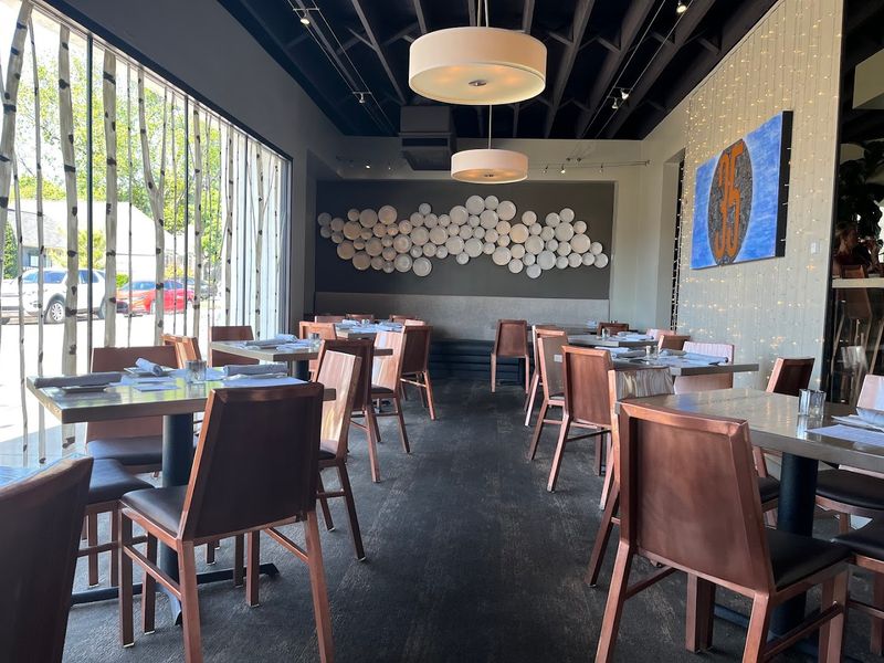 Bin 35 Bistro in Brookside Hosts the Most Beloved Gluten-Free Fried Chicken Night