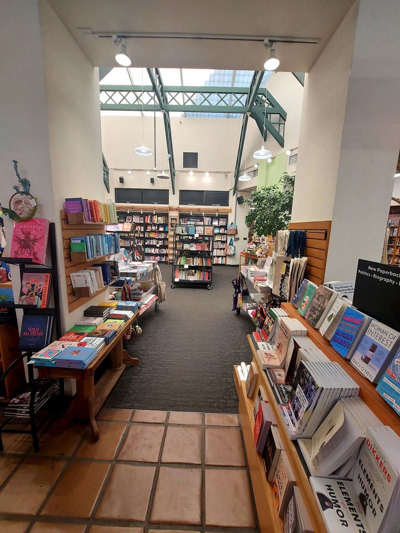 Bookshop Santa Cruz, Santa Cruz