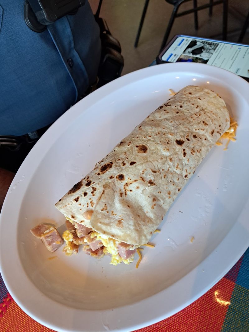 Breakfast Tacos, Tortas, and Burritos Worth the Early Alarm