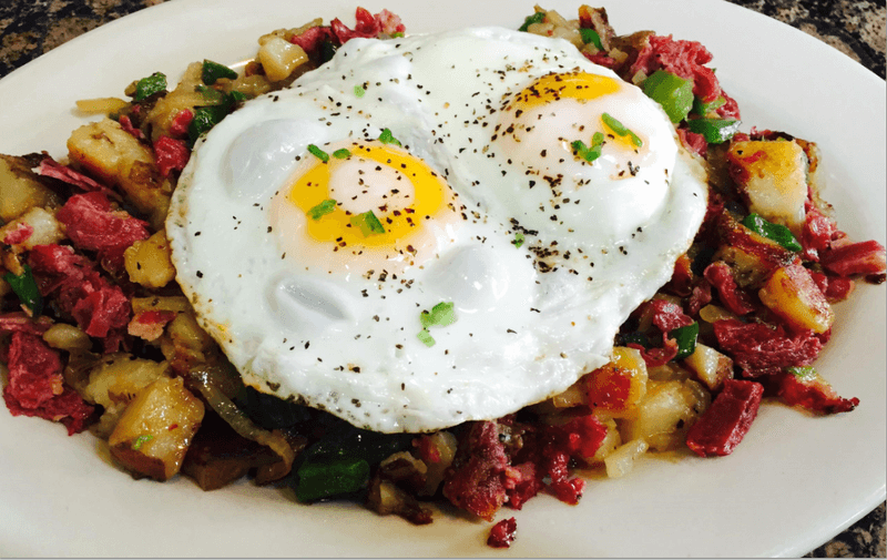 Breakfast That Arrives In Absurd Portions Breakfast That Arrives In Absurd Portions