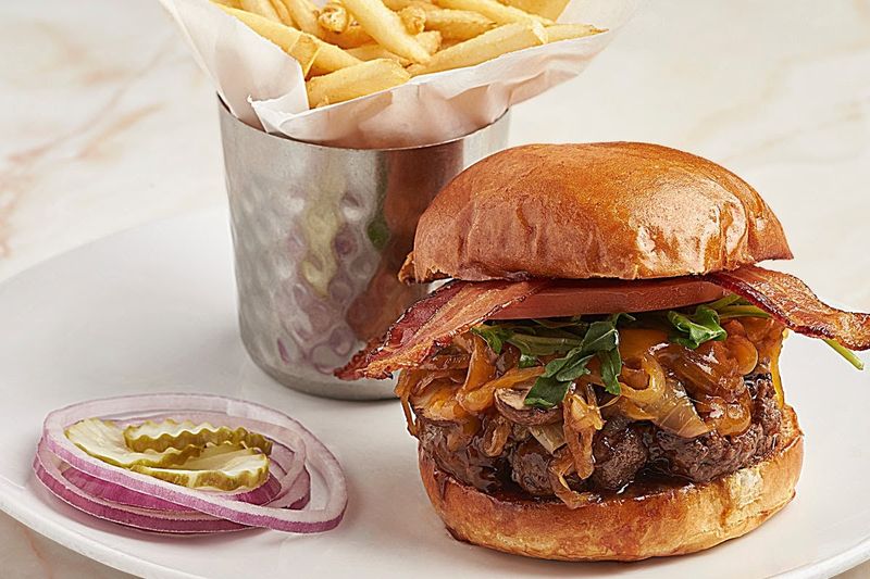 Burgers, Clubs And Sandwiches Done The Old Way