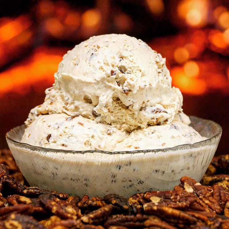 Butter Pecan Ice Cream With Oven-Roasted Pecans Butter Pecan Ice Cream With Oven-Roasted Pecans