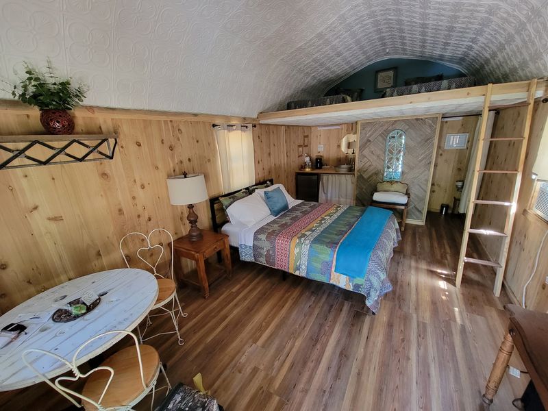 Cabins Sized For Couples Or A Whole Crew