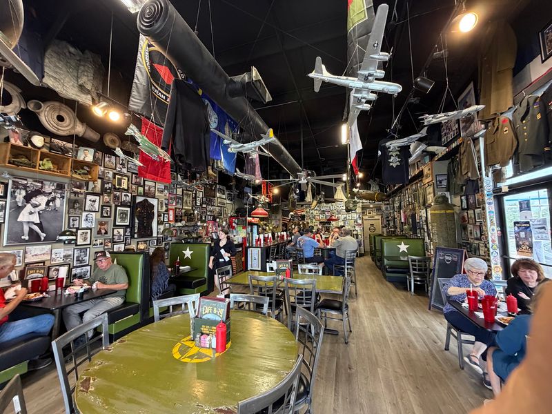 Cafe B-29 Still Feels Comfortably Grounded Cafe B-29 Still Feels Comfortably Grounded