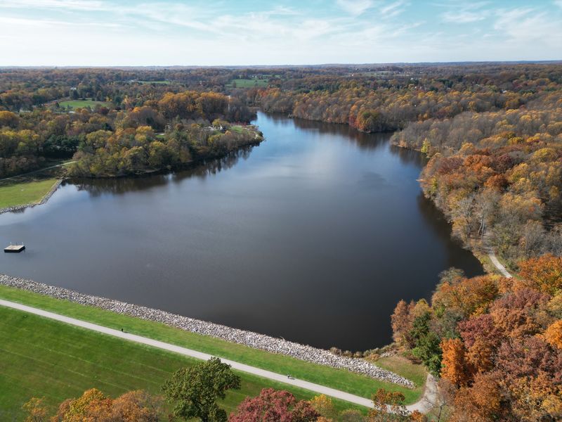Centennial Lake, Centennial Park