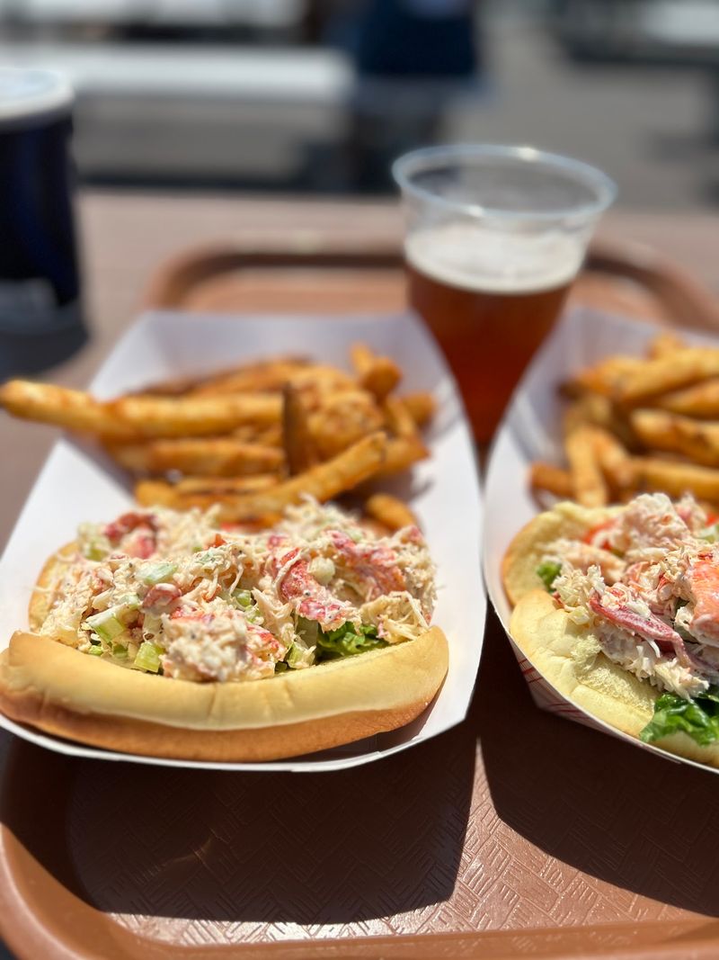 Chowder, Sandwiches, And Comfort Food Classics Chowder, Sandwiches, And Comfort Food Classics