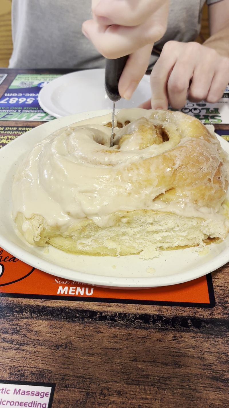 Cinnamon Rolls The Size Of Your Head Cinnamon Rolls The Size Of Your Head