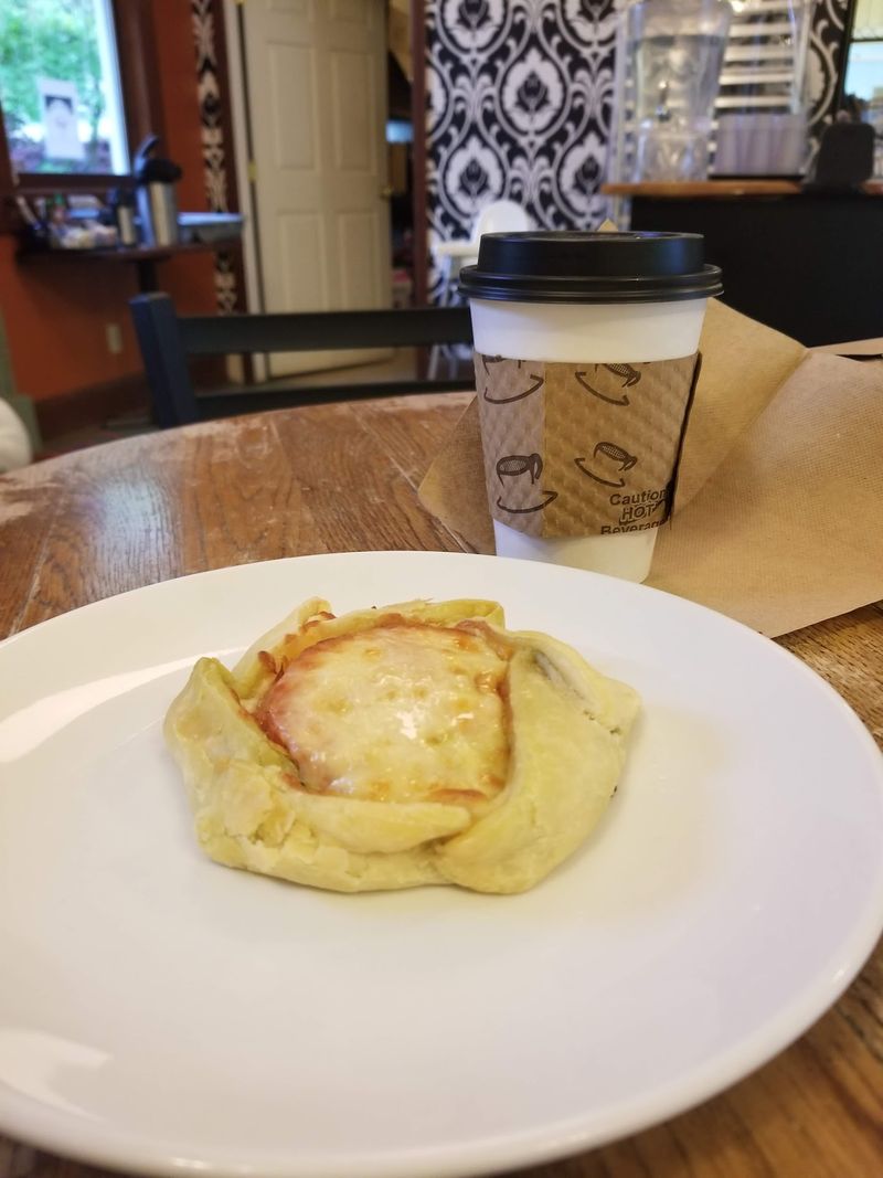 Coffee That Keeps Pace With the Pastries Coffee That Keeps Pace With the Pastries