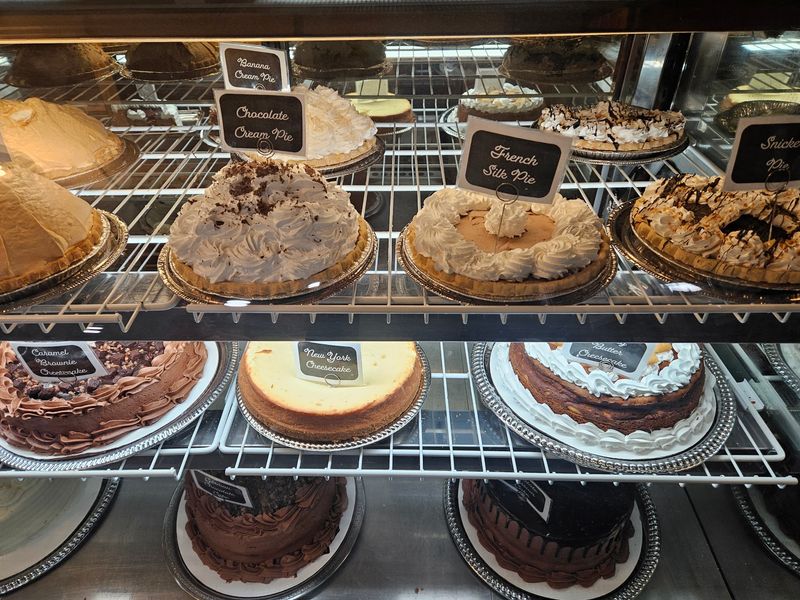 Comfort Food And A Bakery Case At The Blue Owl Comfort Food And A Bakery Case At The Blue Owl