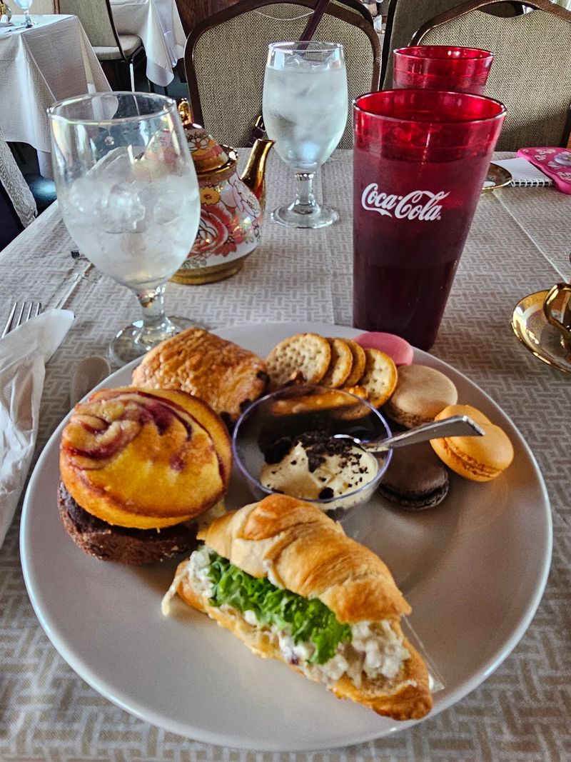 Comfort Food That Fits The Setting