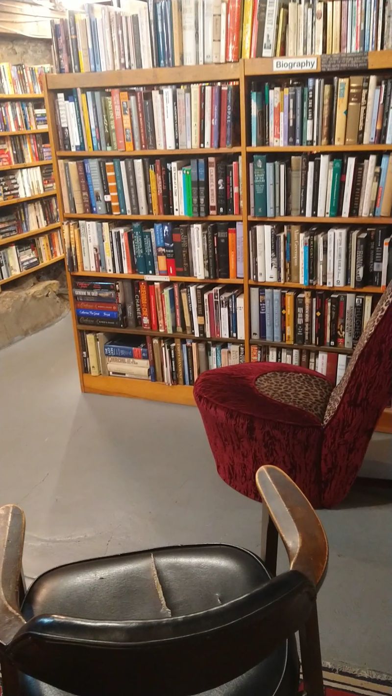 Cozy Corners Built For Losing Track Of Time Cozy Corners Built For Losing Track Of Time